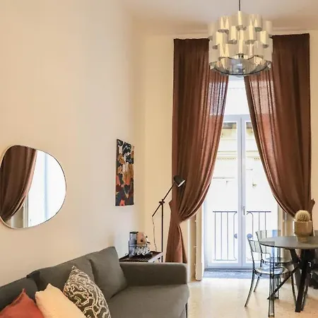 Le Scalette A Santa Chiara * Napoli