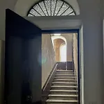 Apartment Le Scalette A Santa Chiara Naples