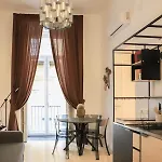 Apartment Le Scalette A Santa Chiara Naples