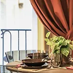 Apartment Le Scalette A Santa Chiara Naples