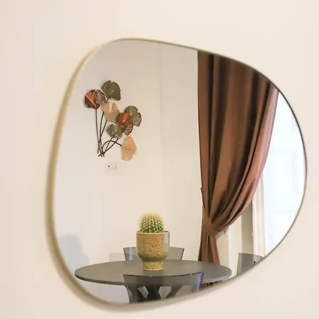 Le Scalette A Santa Chiara Appartement Napels