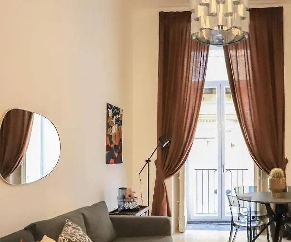 Le Scalette A Santa Chiara * Неаполь